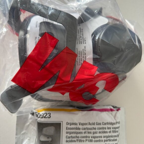 3M Full Face Respirator 6700 Small+ Multi Gas Organic Vapor P100 Cartridge 60923 - Picture 14 of 16